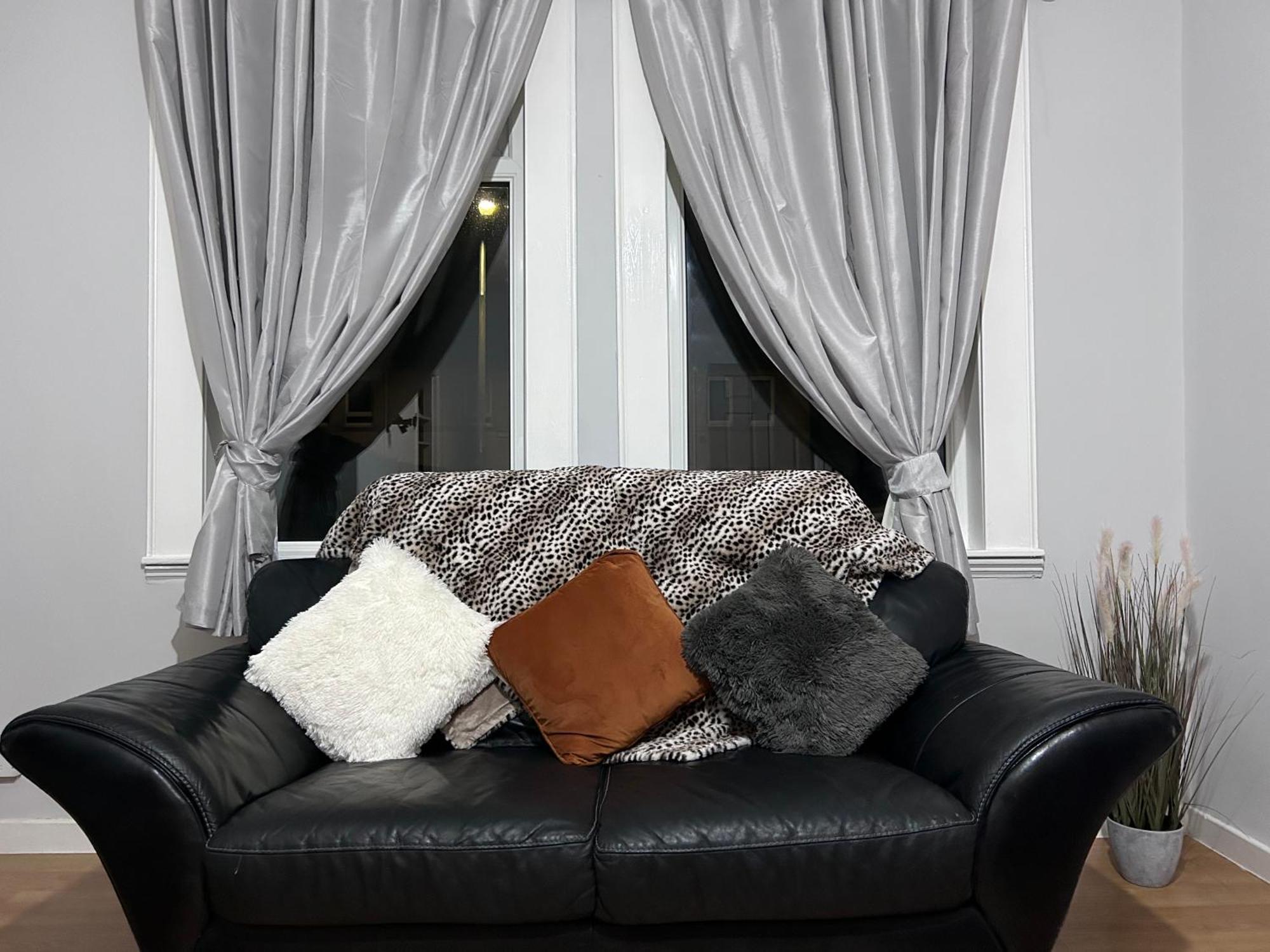 Urban Oasis:Perfect Stay In City Единбург Екстер'єр фото